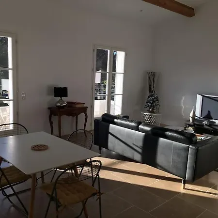 Presqu'ile Calanques 2 Pieces Neuf, 50 M2 Apartment